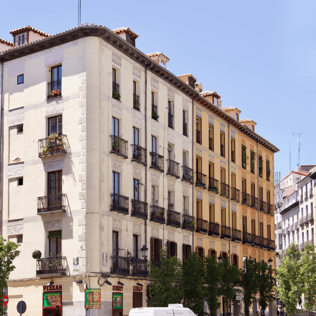 Inmueble urbano en Madrid para compraventa